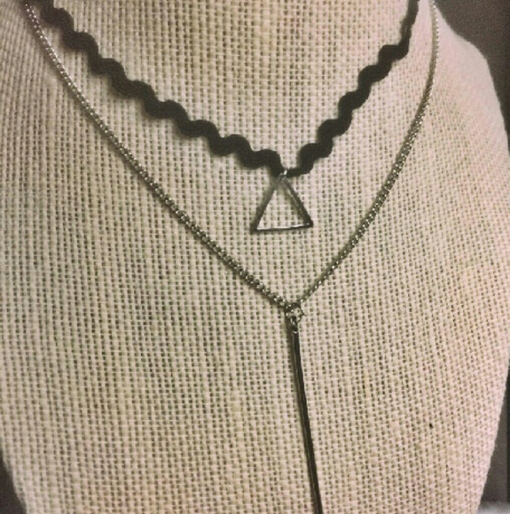 Jewelry - Squiggle multi layer necklace