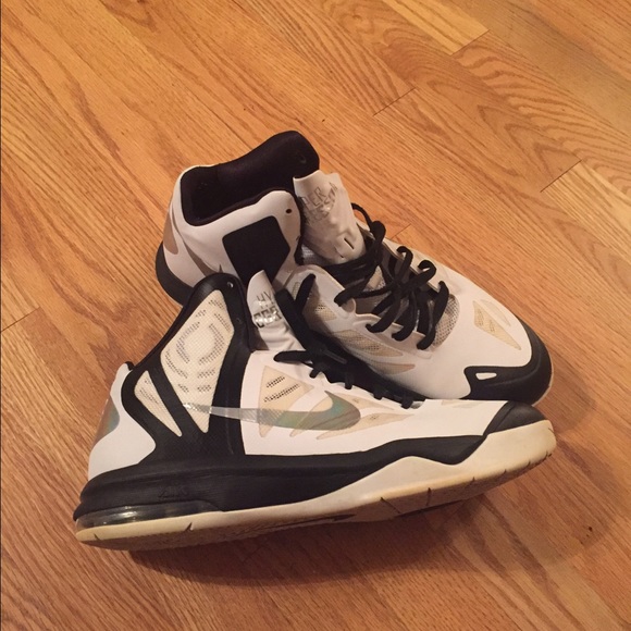 11.5 men's Nike Hyper Aggressor