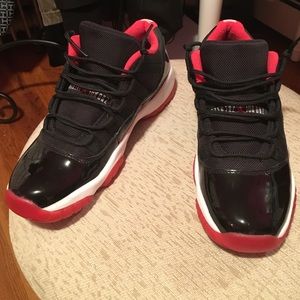 Jordan Bred 11s size 6.5 in kids (size 8 women)