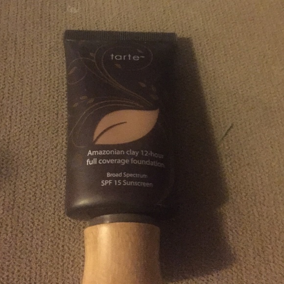 Tarte Amazonian clay