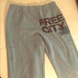 Free City Sweatpants Medium