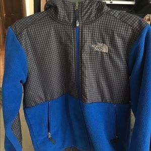 Boys 14/16 Northface like new