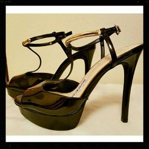 Brand New Jessica Simpson Black Patent Pumps