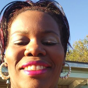 Meet your Posher, Deidra