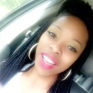 Meet your Posher, Latoya