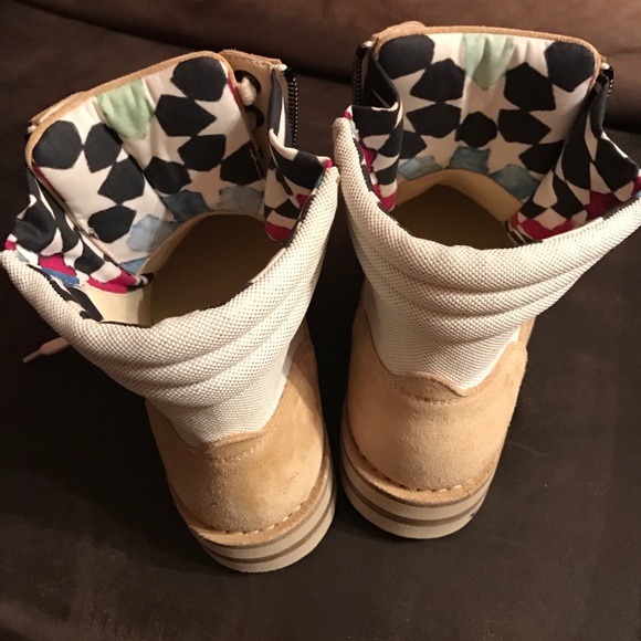 SOLD- 💥BRAND NEW💥 Chanel Combat Boots size 37 - Picture 2 of 4