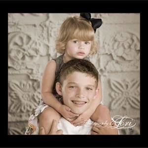 Meet your Posher, Dee