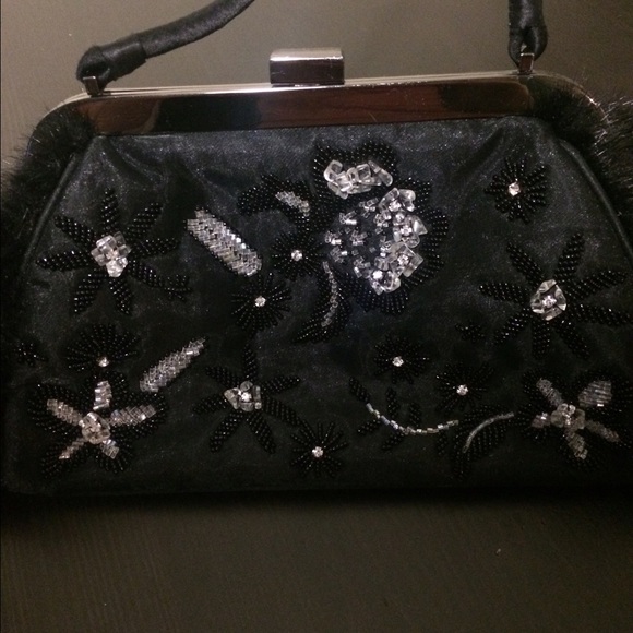 Cache evening handbag