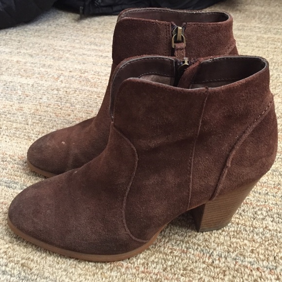 Brown suede booties size 6 from Tesori