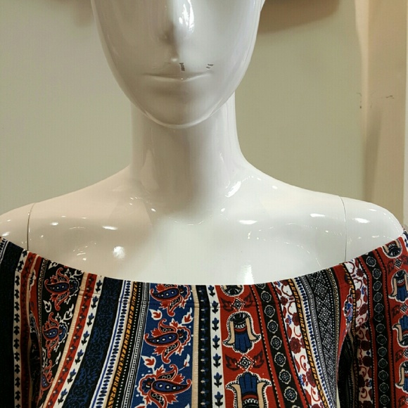 Off shoulder Boho print dress - Picture 3 of 4