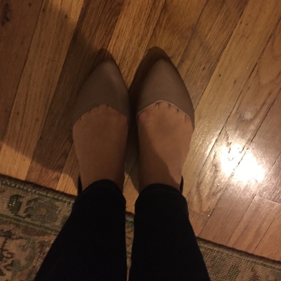 Nude flats