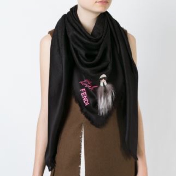 Fendi Karlito Scarf