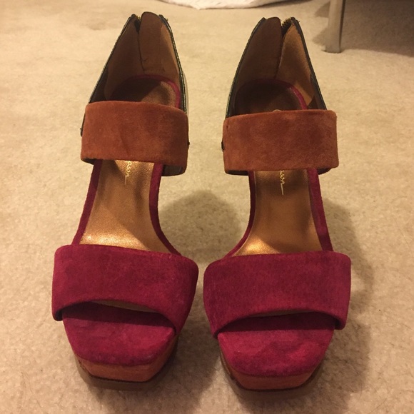 Jessica Simpson block-colored heels - Picture 1 of 3