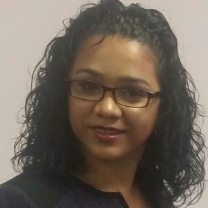 Meet your Posher, Elianet