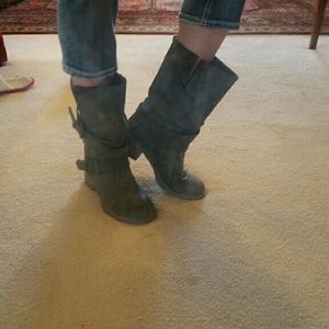 NWOT Dirty Laundry boots