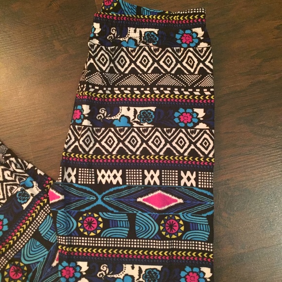 Elephant Tribal printed leggings OS