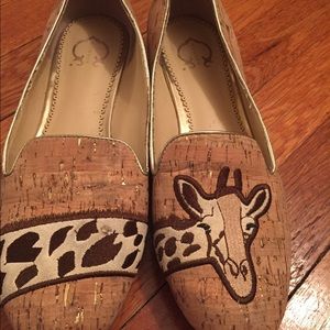 Giraffe flats