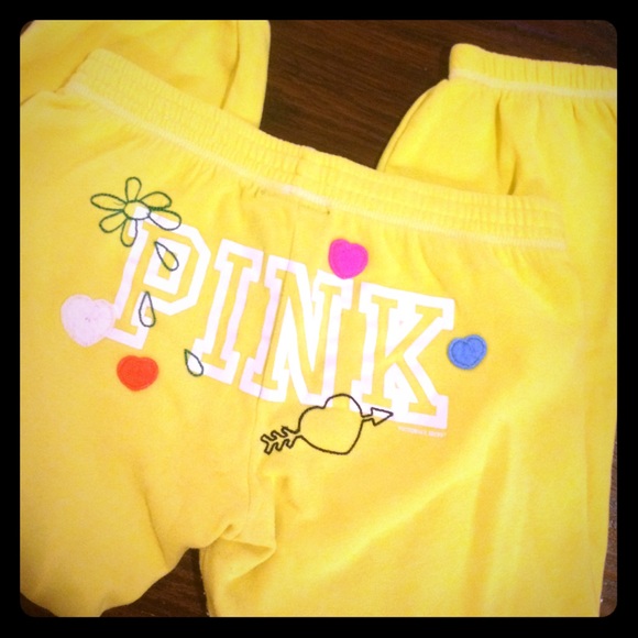 Victoria's Secret PINK Cropped Sweatpants 💕