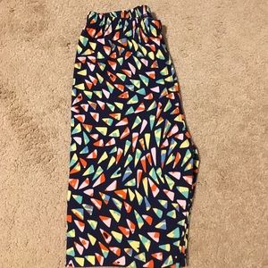 LuLaRoe Candy Corn Like Leggings