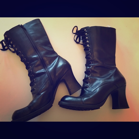 Leather lace up boots black size 8.5