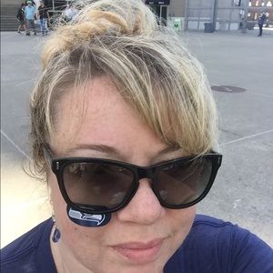 Meet your Posher, Lindsay