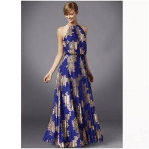 Metallic-print pleated blouson gown
