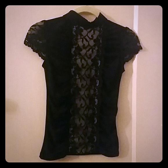 Cotton Top with Lace Short Sleeves