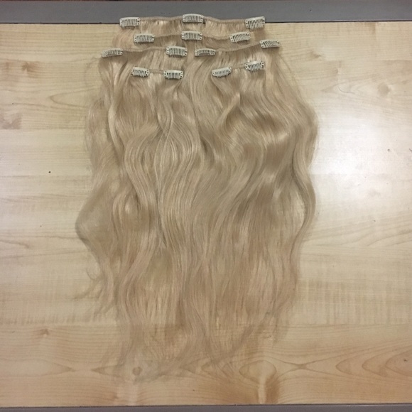 Brand new REAL 18" light blonde extensions