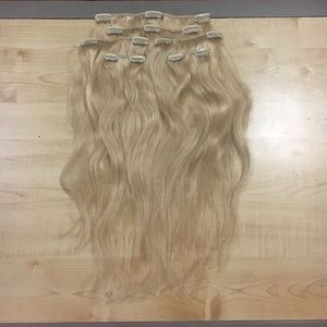 Brand new REAL 18" light blonde extensions