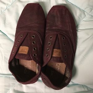 Maroon TOMS (Cordone style)