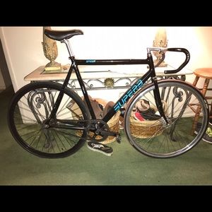 Meet your Posher, Andrew