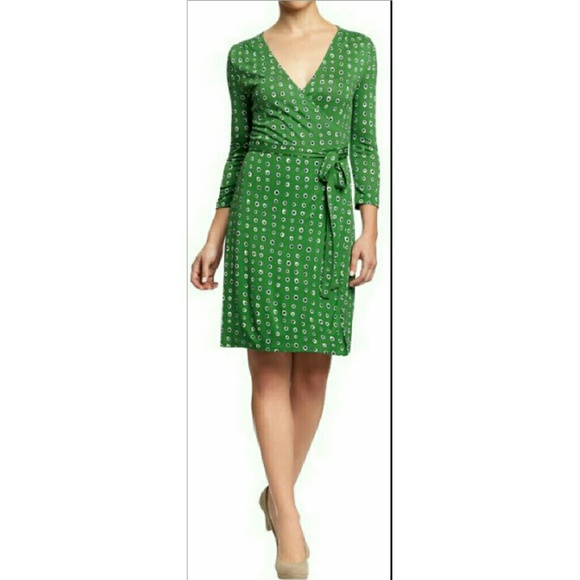 🆕LISTING💥Wrap Dress from Old Navy