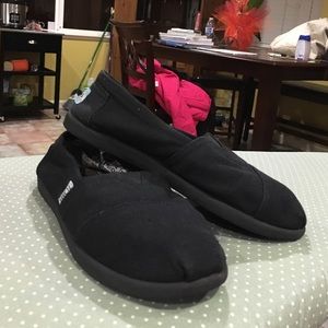 Black Toms