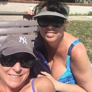 Meet your Posher, Lorie