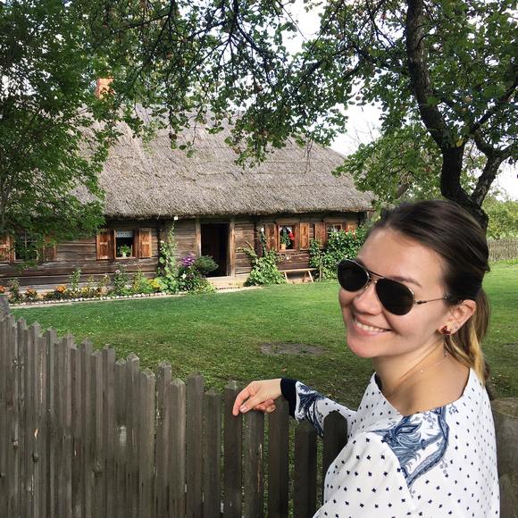 Meet your Posher, Kristina