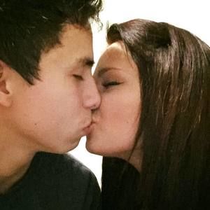 Meet your Posher, Raegan