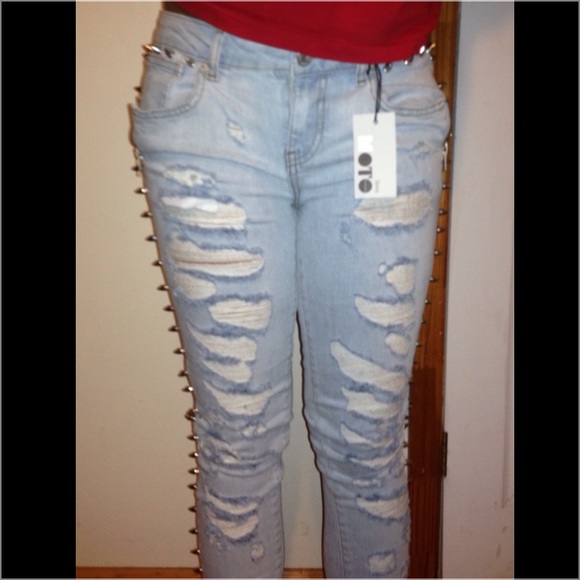 Topshop Spiked distressed Denim Jeans Size 6 / 28 - Picture 2 of 7