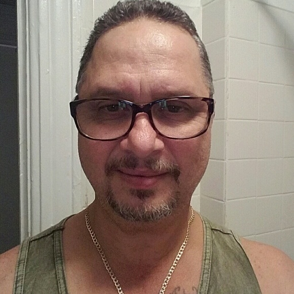 Meet your Posher, Reynaldo - Picture 1 of 1