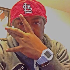 Meet your Posher, Larry