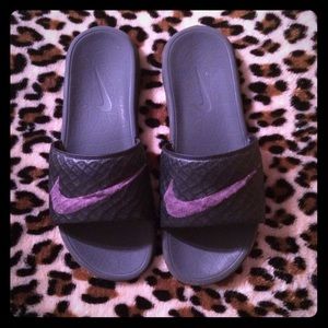 Boys Nike Slides