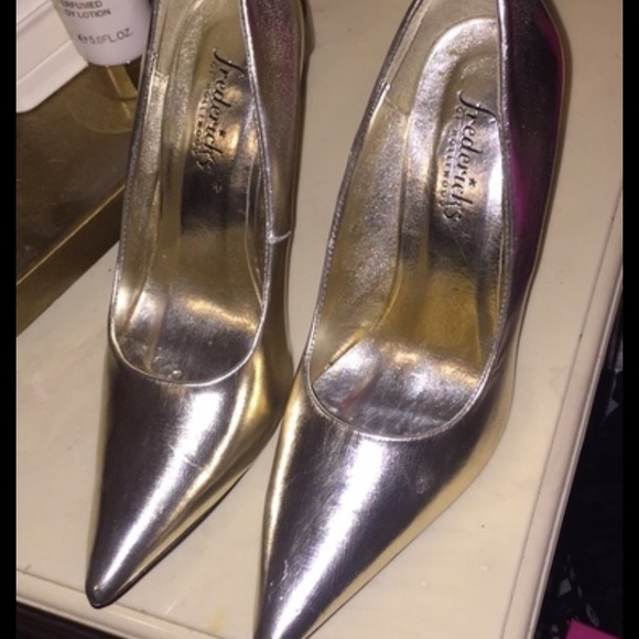 Fredericks of Hollywood Gold high heels