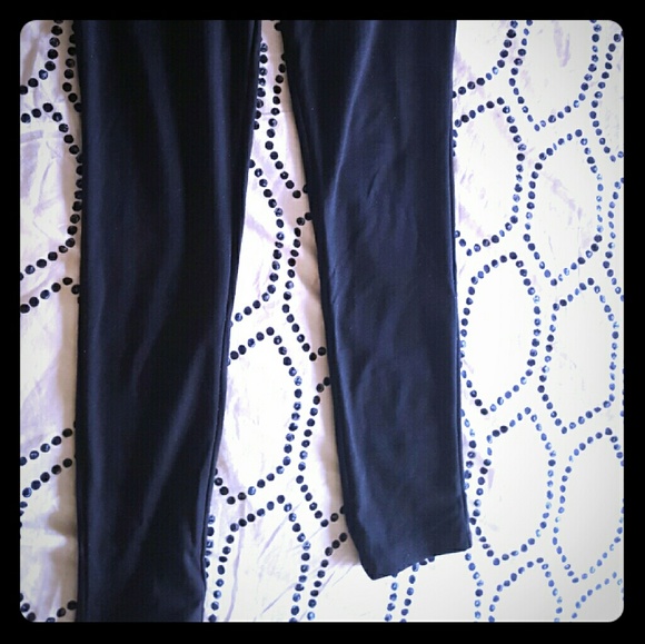 Liz Lange Maternity Legging