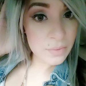 Meet your Posher, Roxy