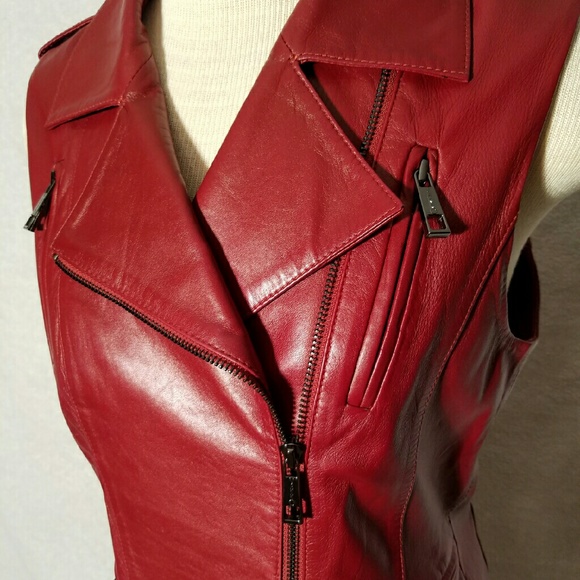 Women's Vakko XS Cardinal Red Leather Vest - Picture 1 of 4