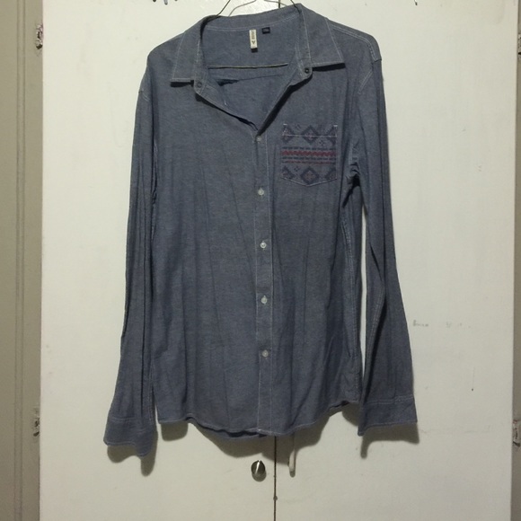 Tribal button down - Picture 1 of 4