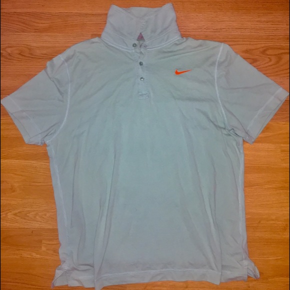 Nike collared T-Shirt - Picture 1 of 2