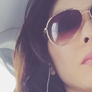 Meet your Posher, Jen