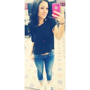 Meet your Posher, Alexis