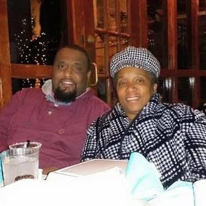 Meet your Posher, Dennis