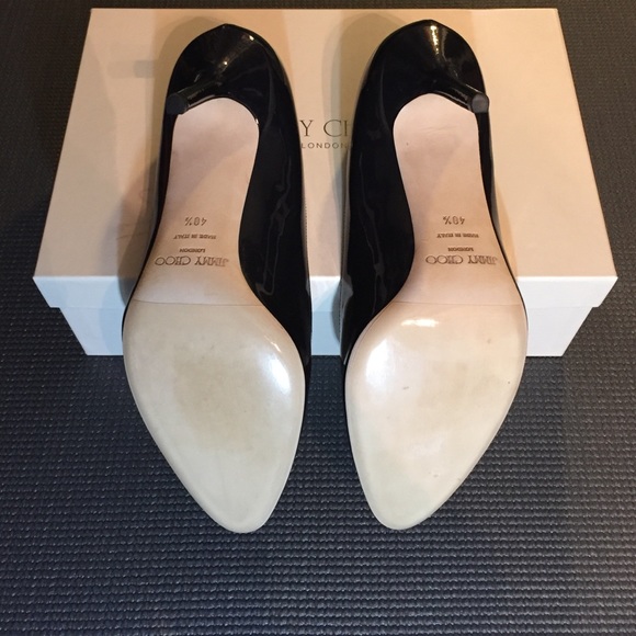 Barely Used Authentic Jimmy Choo Gilbert 40.5* - Picture 2 of 4